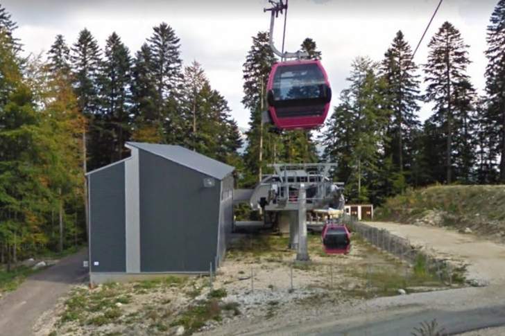 Grupuri sanitare și două baruri la Gondola Sinaia, construite la preț de vilă, din fonduri publice: 325.000 de euro!   