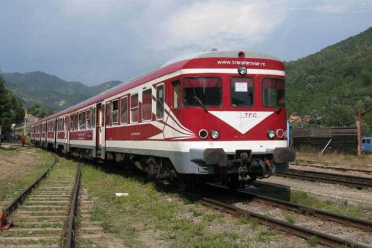 O femeie a murit, la Teișani, după ce a fost lovită de un tren personal