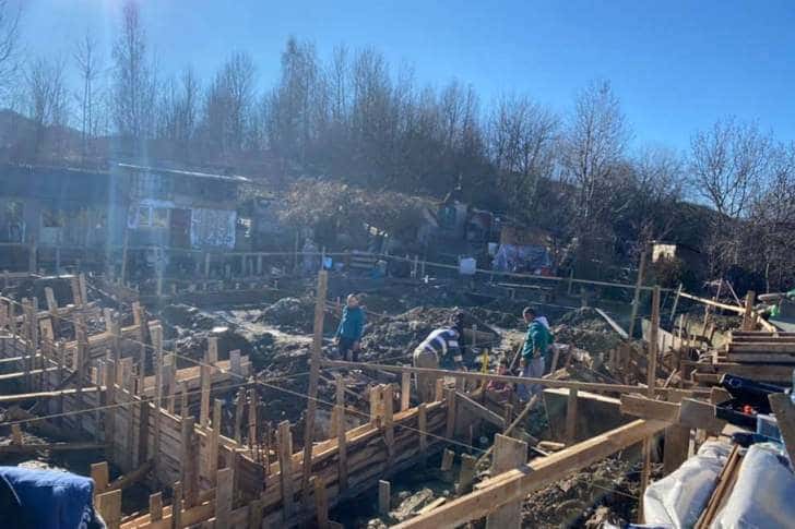 Apel umanitar, la început de an/Cinci familii din Breaza au în continuare nevoie de ajutorul nostru!