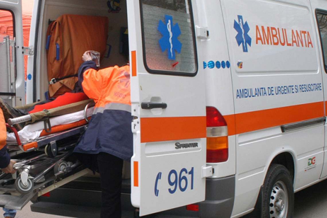 Un elev de 10 ani a intrat în stop cardiac într-o școală din Ploiești