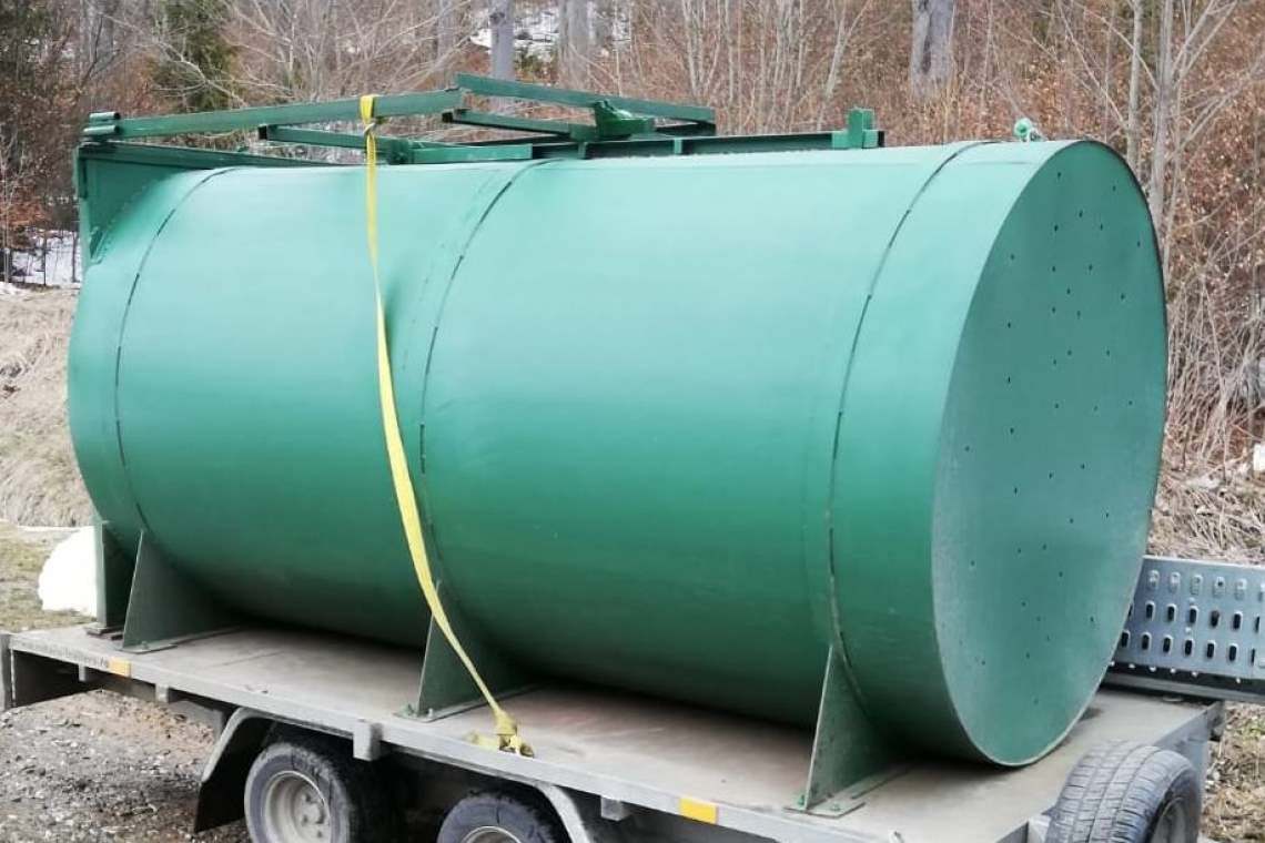 Cei doi urși "plimbăreți" de la Azuga vor fi mutați pe un alt fond cinegetic din Prahova