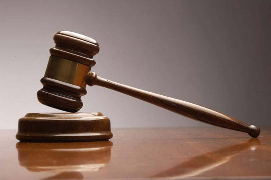 45 de aleși și funcționari ai statului, condamnați la închisoare din cauza conflictelor de interese