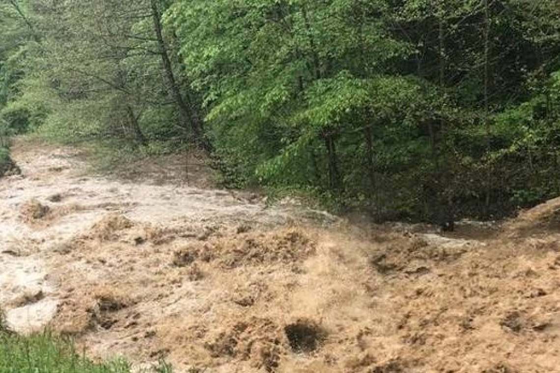Avertizare Cod Portocaliu de scurgeri importante pe versanţi, torenţi, pâraie și viituri rapide în Prahova