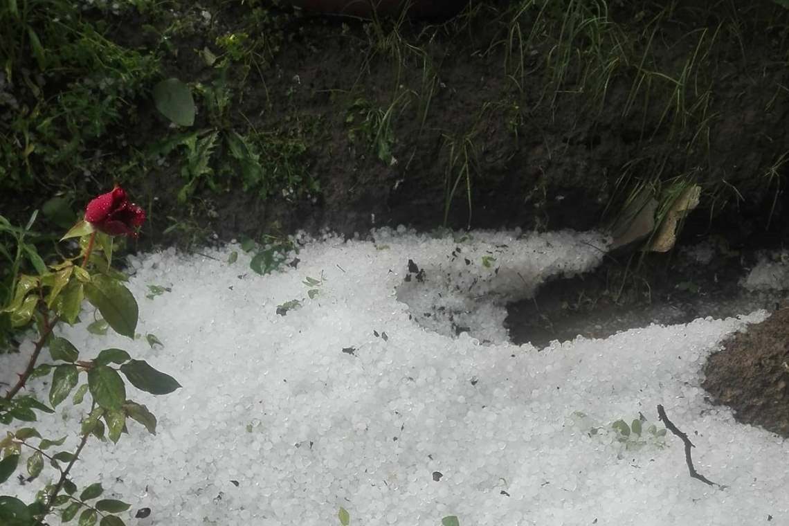 Cod galben de vreme severă imediată în zeci de localități din Prahova