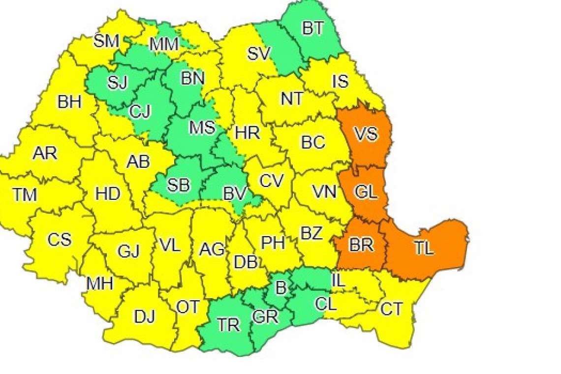 Caniculă în vestul țării, dar furtuni și grindină în Muntenia, inclusiv în Prahova