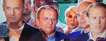 Iulian Dumitrescu, apariție oficială în premieră lângă echipa Cîțu. La Ploiești, a fost lângă Orban! 