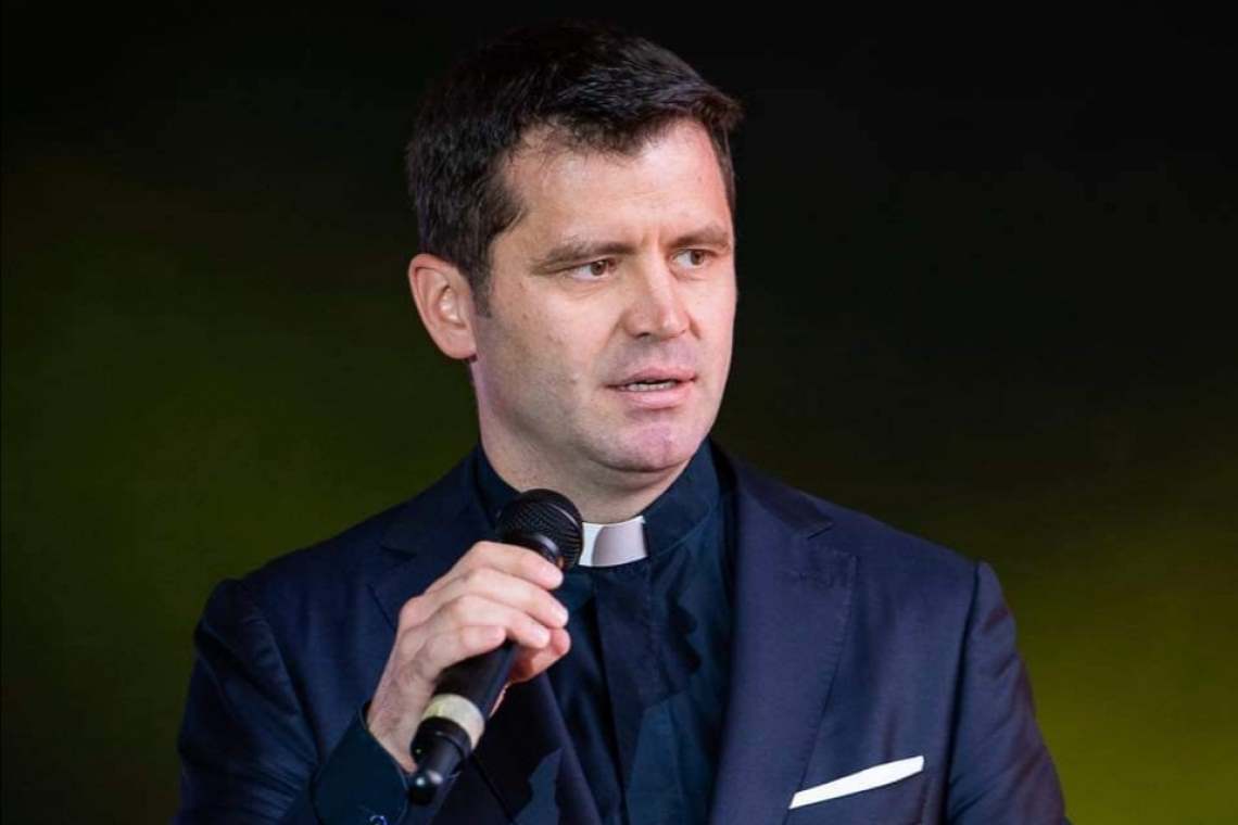 Cum i-a "binecuvântat" preotul catolic Francisc Doboș pe bombardierii cu mașini tunate: "Mânca-v-ar Raiul!" 