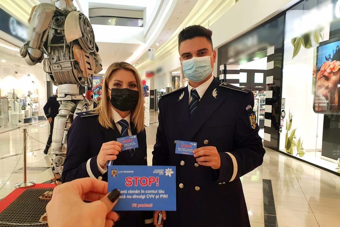 Infractorii pot aștepta la un click distanță/ Polițiștii atrag atenția asupra pericolelor din spatele site-urilor pirat!