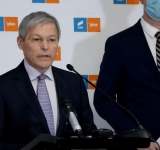 Cioloș se vrea premier/ USR merge la Cotroceni cu speranța că se va întoarce la guvernare