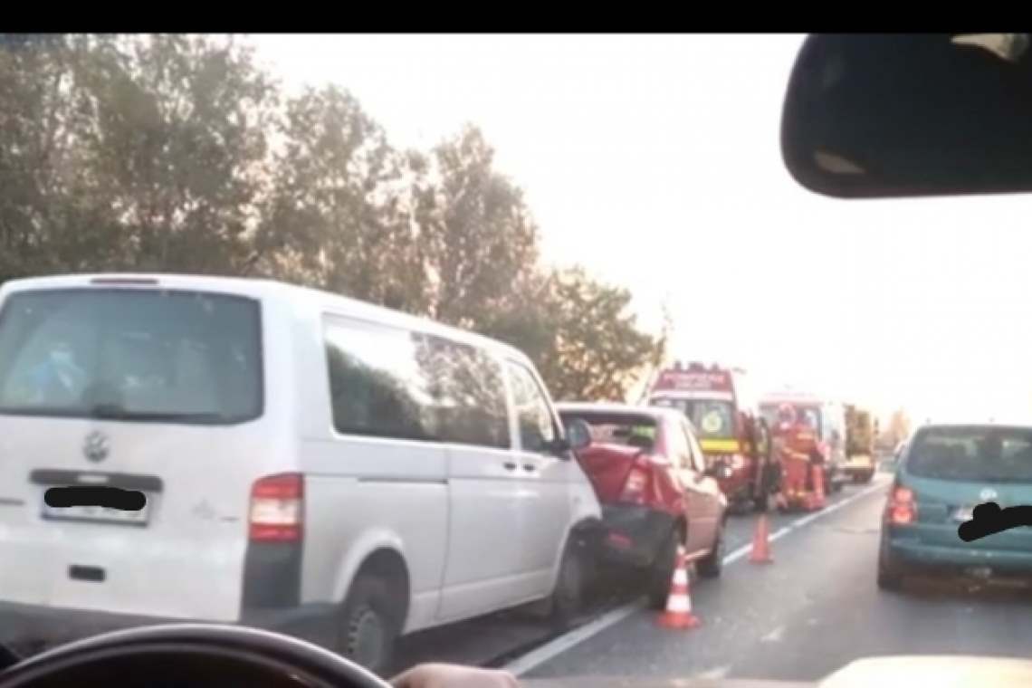 Trafic restricționat pe DN1, la Pucheni, din cauza unui accident
