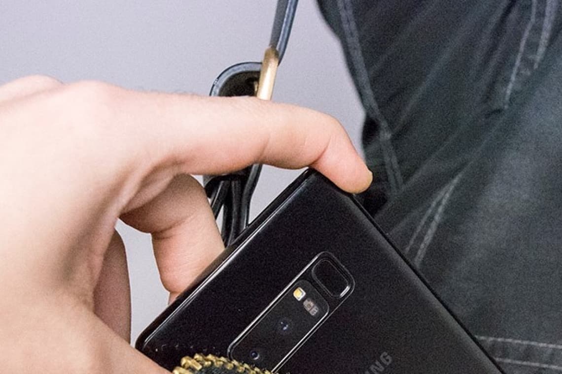 Doi hoți minori, prinși după ce au dat lovitura într-un mijloc de transport în comun din Ploiești!