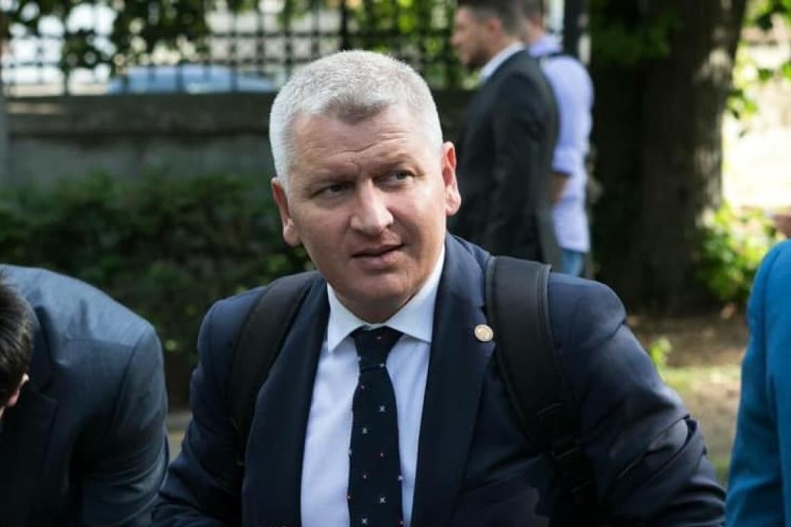 Demisionarul Florin Roman îl acuză pe Cioloș că i-a lipit eticheta de “plagiator“