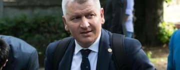 Demisionarul Florin Roman îl acuză pe Cioloș că i-a lipit eticheta de “plagiator“