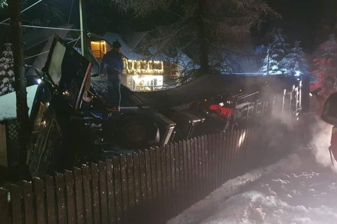 Ce spune IPJ Prahova despre accidentul de pe DN1A, zona Cheia, unde un TIR s-a răsturnat