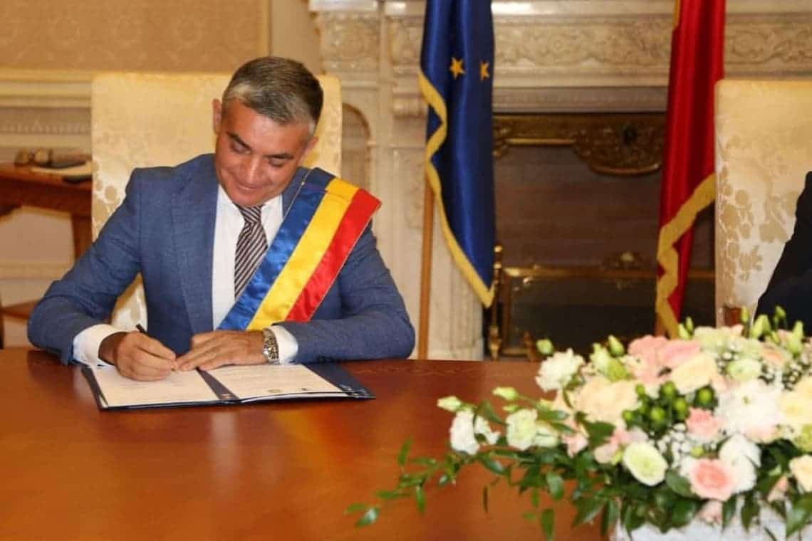 Primarul din Sinaia, Vlad Oprea, diagnosticat cu Covid-Omicron