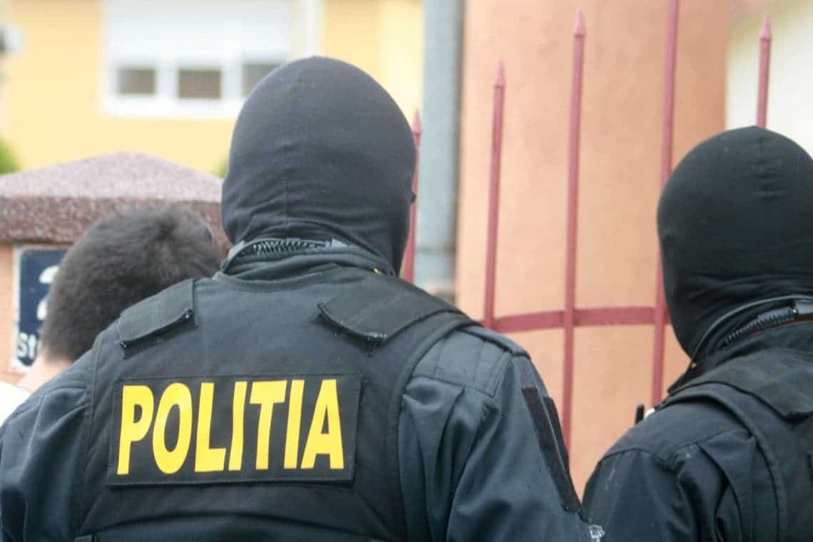 Percheziții în Prahova la persoane bănuite de evaziune fiscală și spălarea banilor
