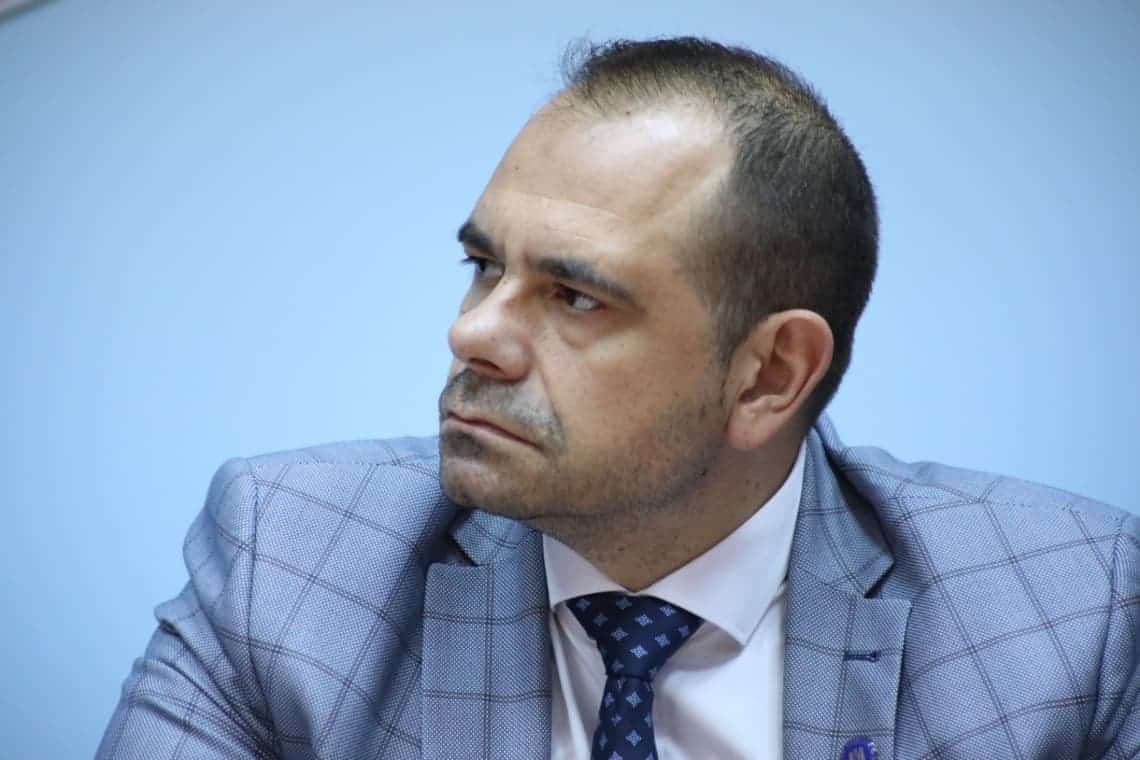 Emil Drăgănescu, actualul șef al Direcției Județene de Pază, revine în funcția de subprefect de Prahova. Inedit: are centura neagră la karate!