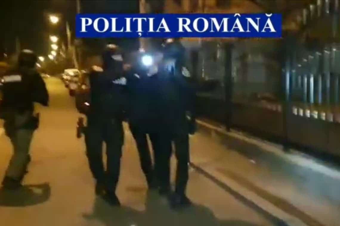 Razie de amploare a polițiștilor în mai multe cartiere din Ploiești