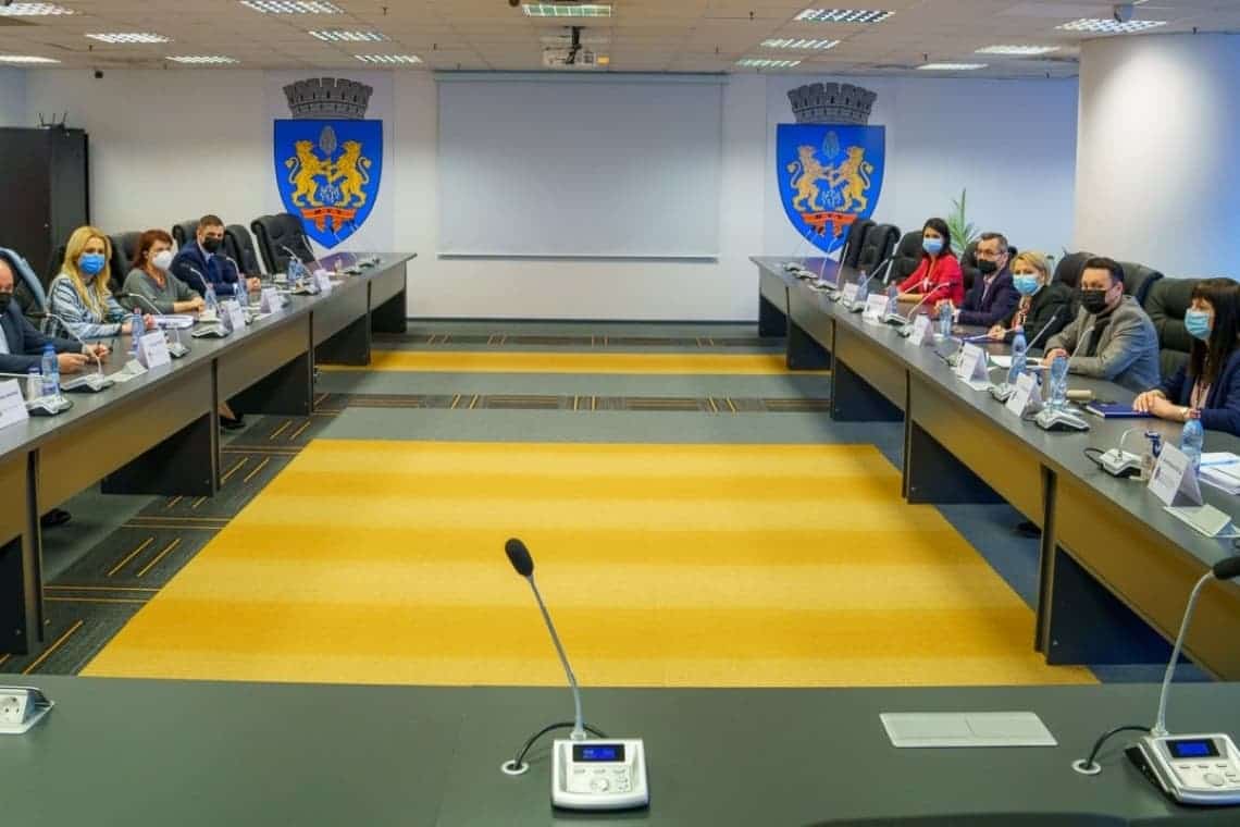 Primarul Andrei Volosevici le-a prezentat parlamentarilor prahoveni proiectul Spitalului Municipal de Urgență Ploiești