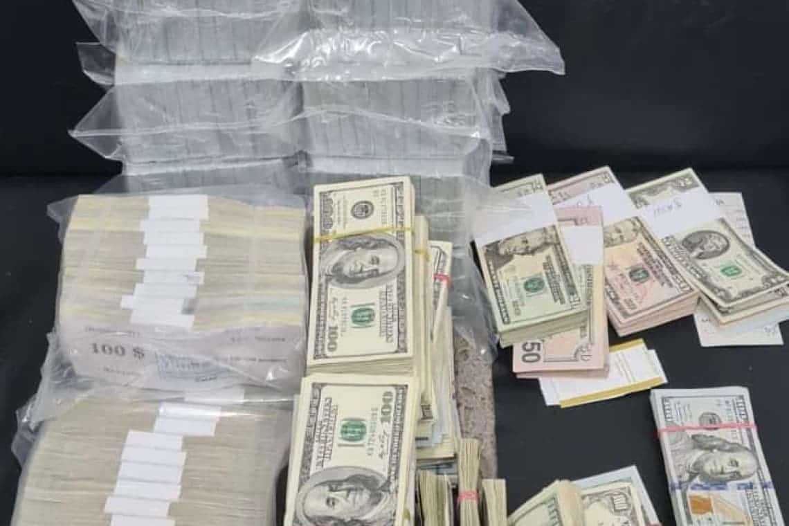 Doi ucraineni, soț și soție, au vrut să treacă granița în România cu o adevărată avere ascunsă în mașină!