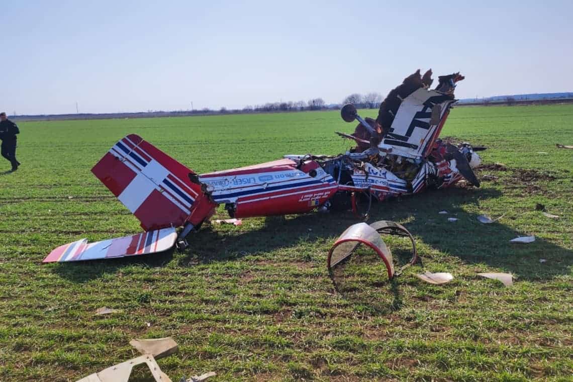 Un avion privat de acrobație s-a prăbușit în apropiere de Strejnicu. Pilotul a decedat