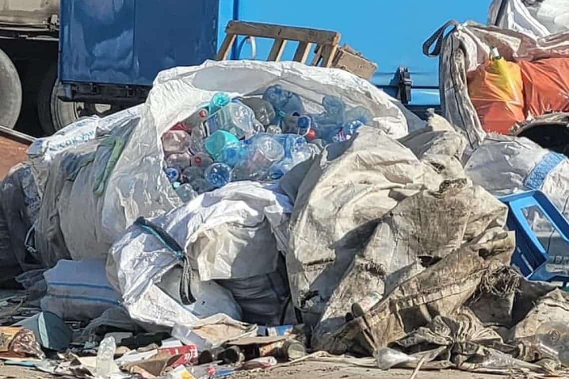 Firmă de colectare a deșeurilor nepericuloase, amendată de Garda de Mediu Prahova