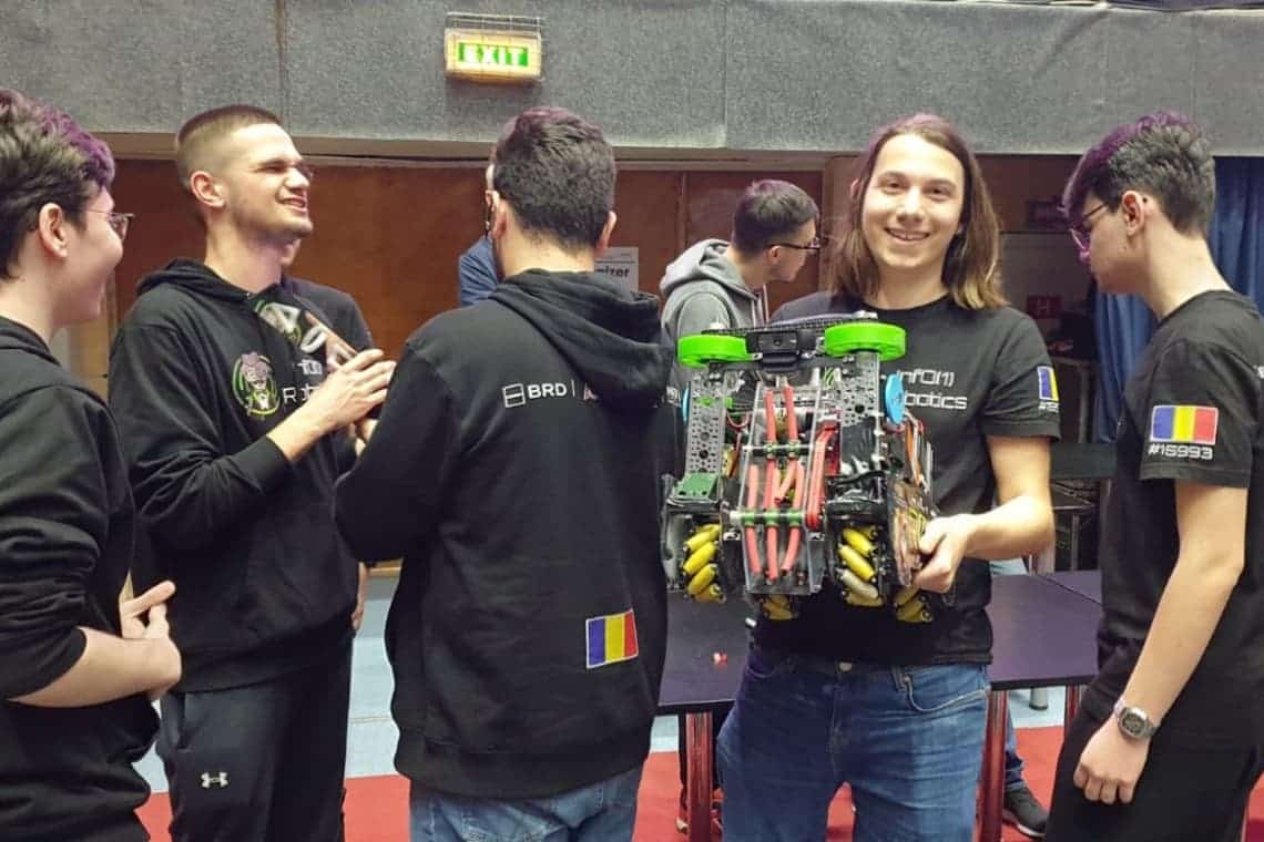 Echipa de robotică a Colegiului Național I.L. Caragiale Ploiești va reprezenta România la o competiție internațională, în SUA