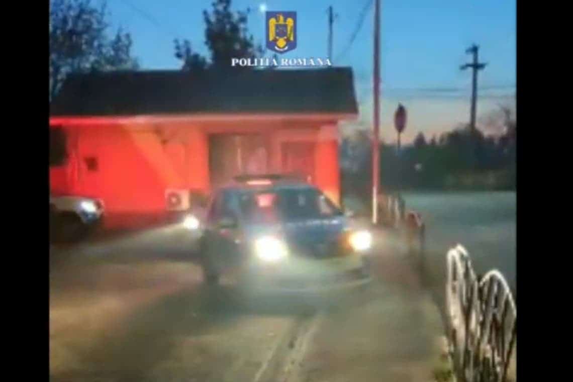 Ce se mai fură în Prahova? O mașină de la dezmembrări, sustrasă din curtea unei societăți!