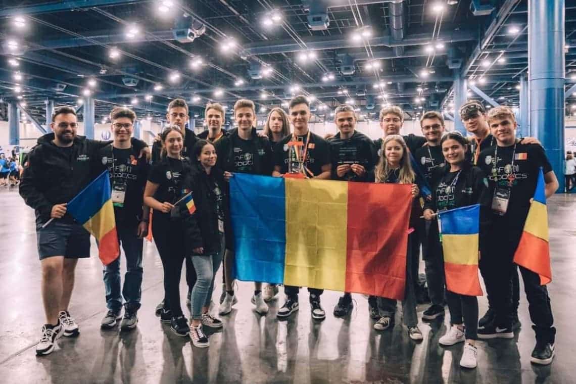 Vești extraordinare de Paște, din America, de la echipa de informatică-robotică ploieșteană