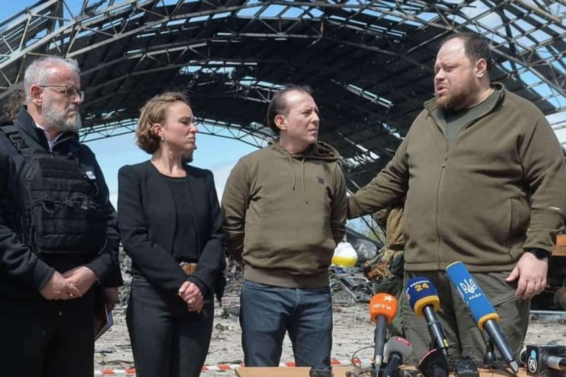 Cîțu se laudă că vizita lui în Ucraina a fost programată mai devreme decât a lui Ciucă