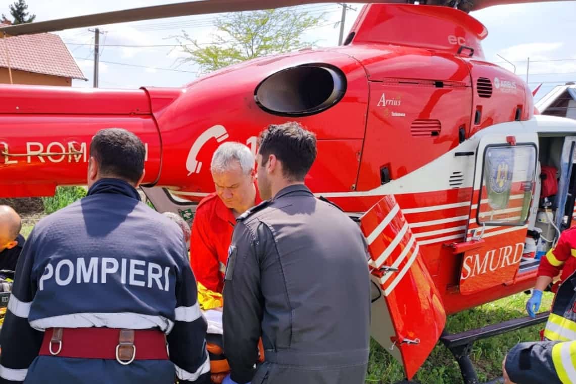 Bătrân de 90 de ani, accidentat în comuna Gherghița. Intervine elicopterul SMURD