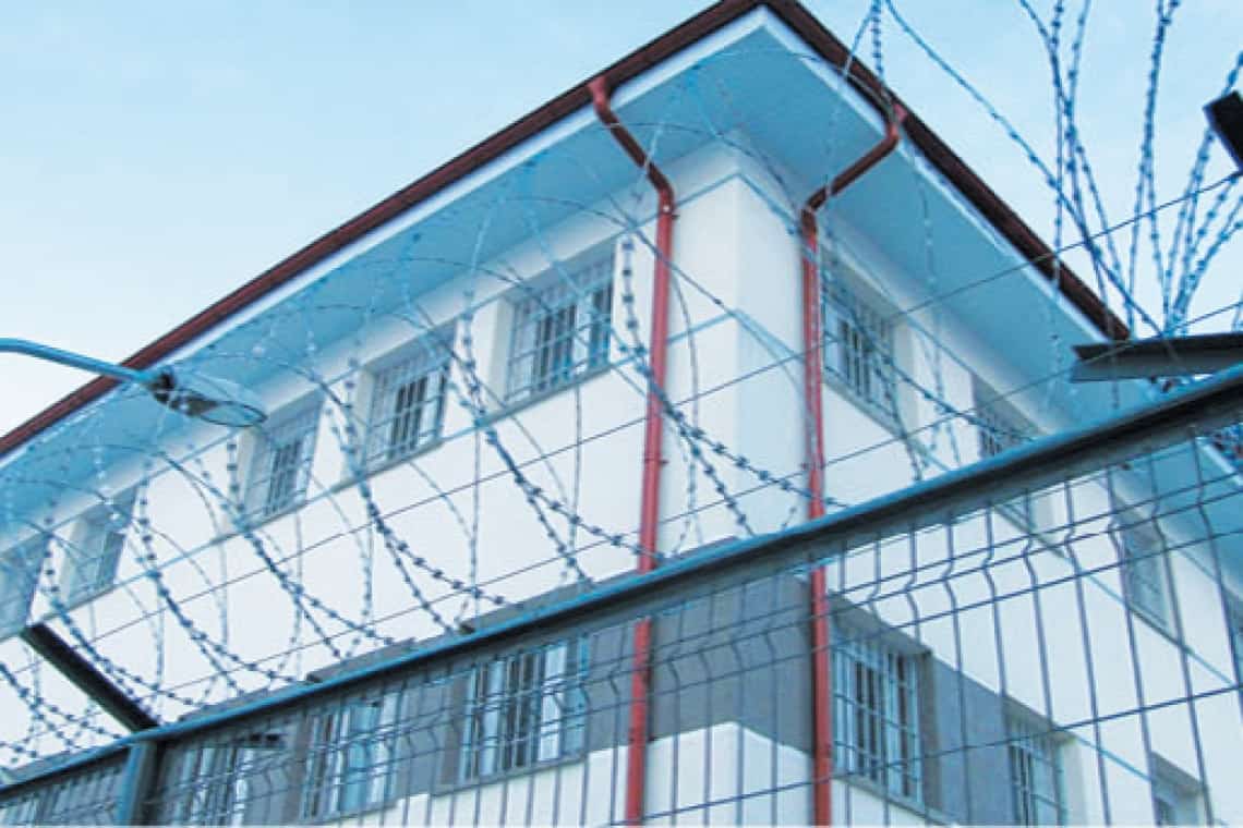 Deficit de peste 5.000 de locuri în pușcăriile din România. Penitenciarele Ploiești și Târgșorul Nou, suprapopulate, conform standardelor impuse de CEDO