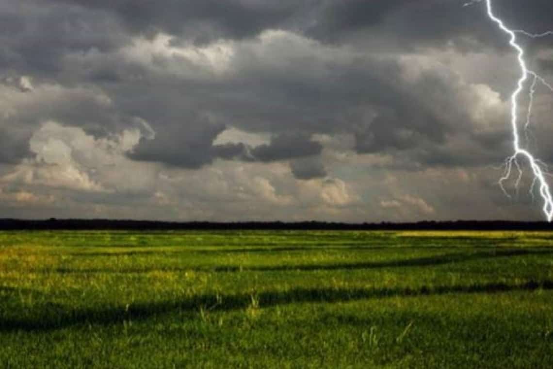 ANM: Cod portocaliu de vreme rea în nord-estul județului Prahova