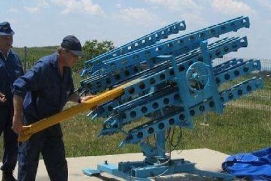 155 de rachete antigrindină, lansate săptămâna trecută. Aflați câte hectare de culturi agricole au fost protejate