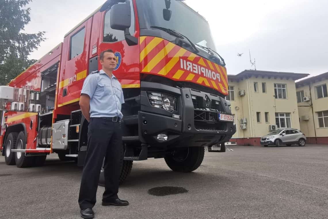 Vrei să conduci o autospecială de intervenție a ISU Prahova? 60 de posturi sunt scoase la concurs!