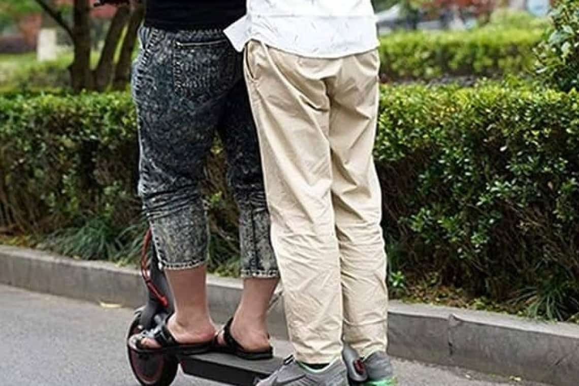 Peste o mie de bicicliști și trotinetiști, sancționați de polițiști pentru nerespectarea regulilor în trafic