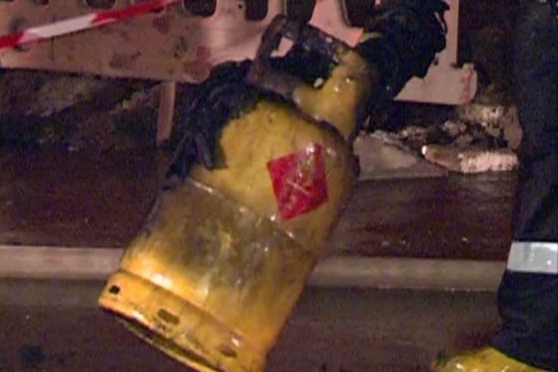 Explozie într-o casă din Urlați. O persoană a suferit arsuri în urma deflagrației