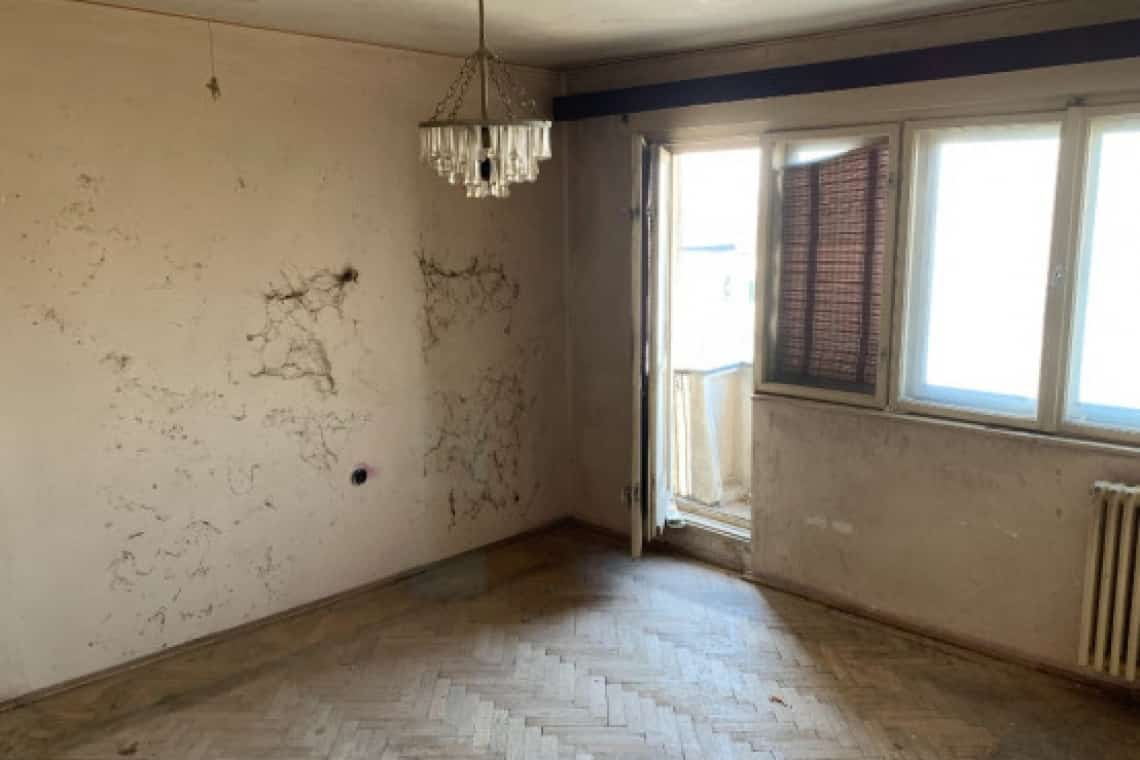 Ai 35.000 de euro și nu știi ce să faci cu ei? Cumpără cel mai murdar apartament de pe piața imobiliară din Ploiești și renovează-l!