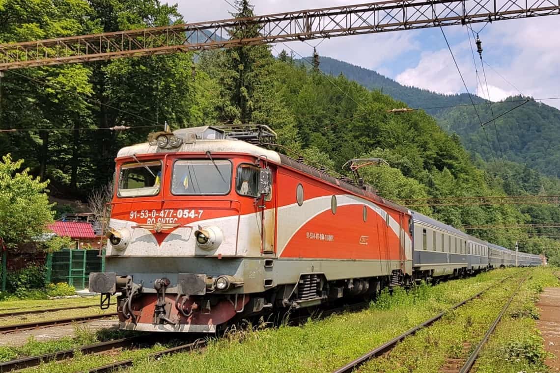 Un brașovean a fost lovit de tren, pe calea ferată Ploiești-Brașov, în zona orașului Breaza