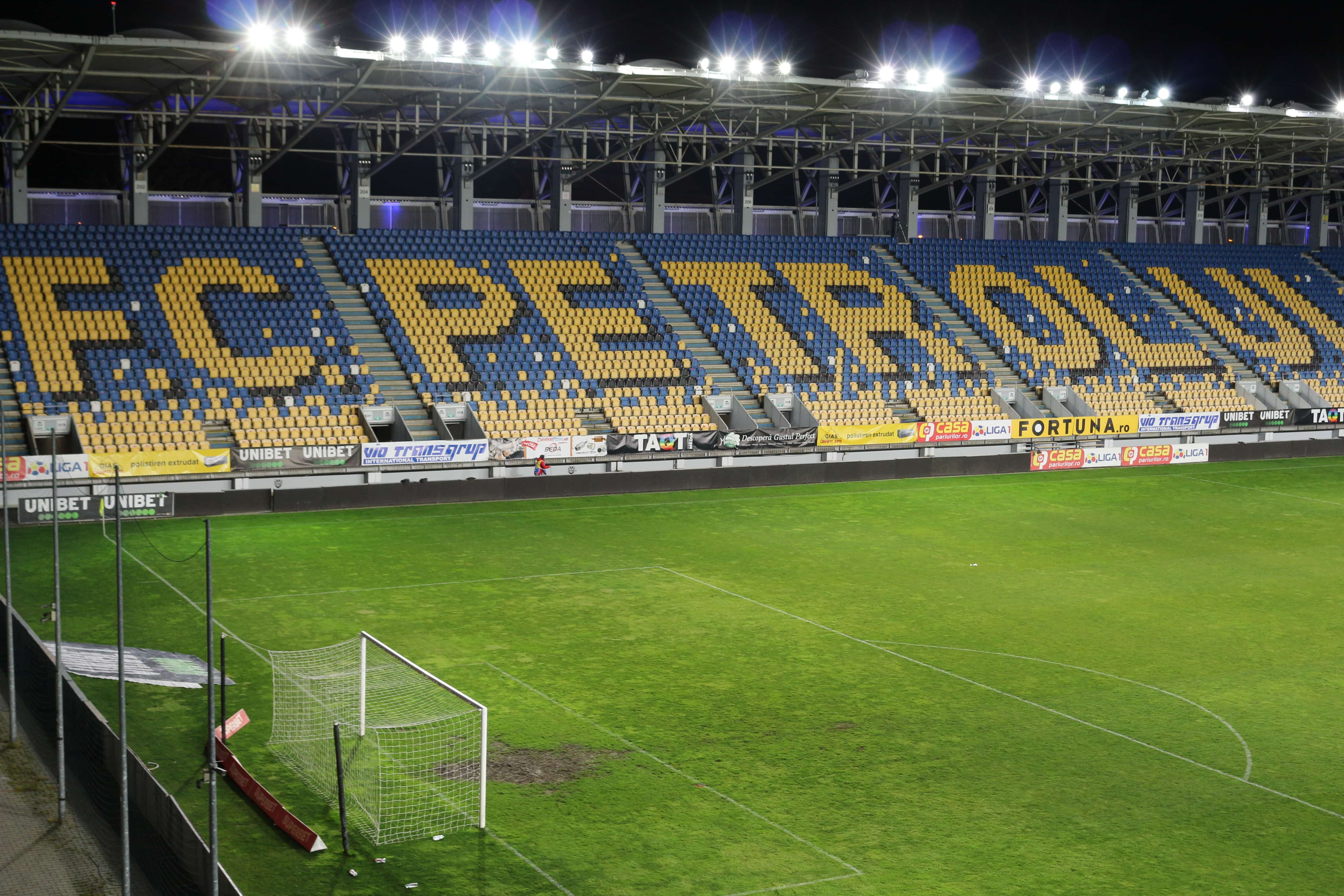 Măsurile jandarmilor pentru meciul Petrolul-Farul Constanța, de pe ”Ilie Oană”. Partida este considerată cu grad mediu de risc