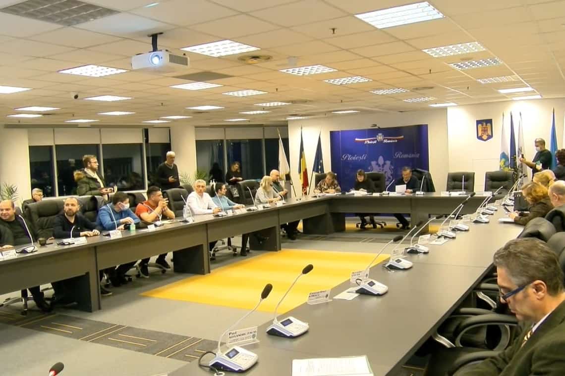 Chiar ne cred proști? Consilierii PNL Ploiești ”solicită menținerea prețului Gigacaloriei ca în sezonul trecut”. Cine votează, domnilor, tarifele?