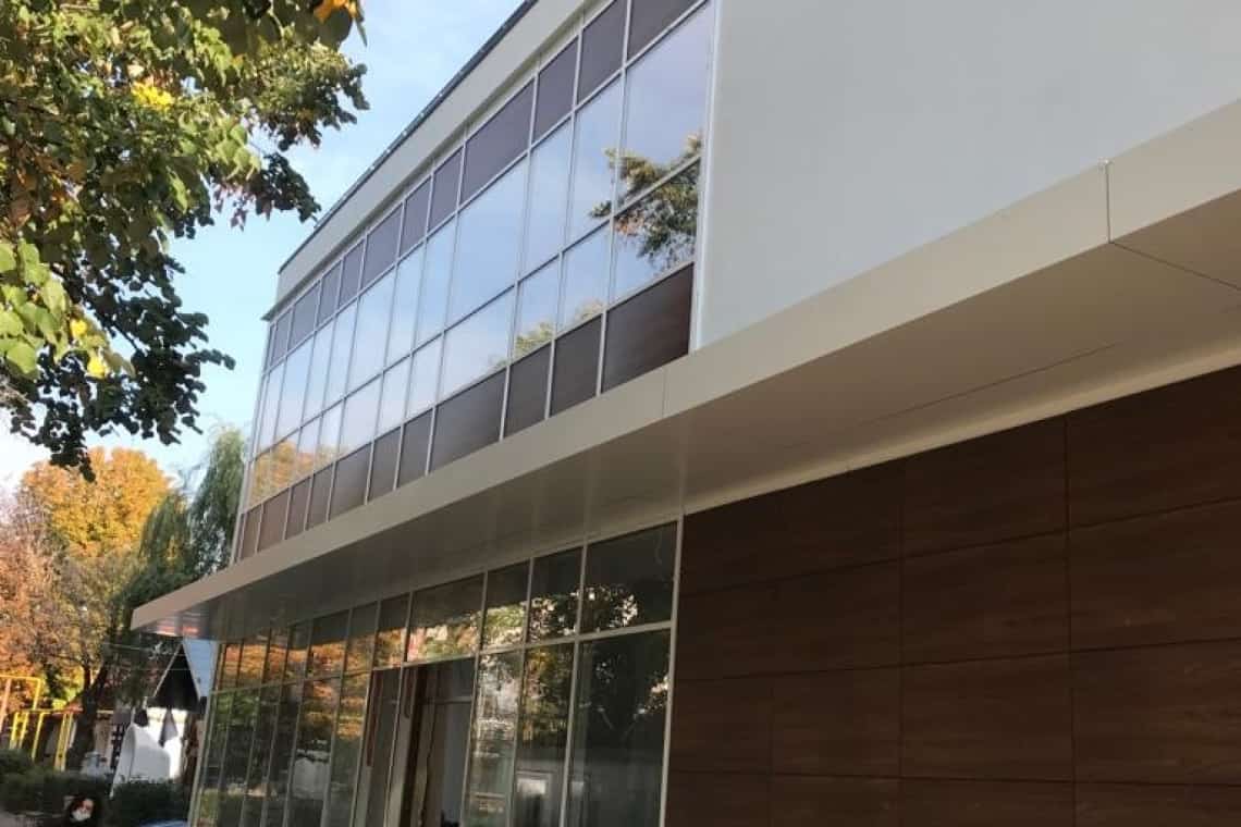 Lucrările la mult-așteptatul laborator de radioterapie de la Spitalul Schuller sunt în grafic