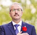 Vasile Dîncu a demisionat din funcția de ministru al Apărării. Motivul: imposibilitatea colaborării cu Iohannis!