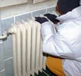 Avarii la rețeaua secundară de termoficare/ Zeci de apartamente din Ploiești au rămas fără căldură