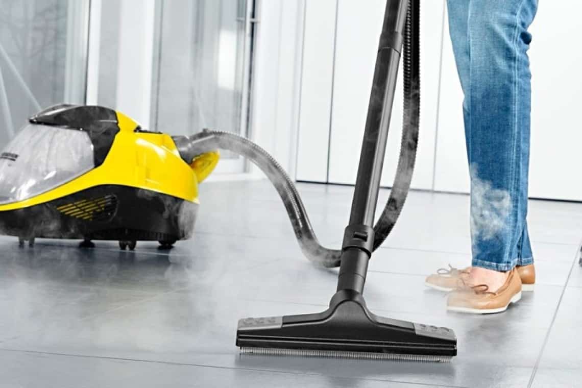 Doi tineri din Boldești Scăeni, reținuți după ce au furat un aparat profesional de curățare