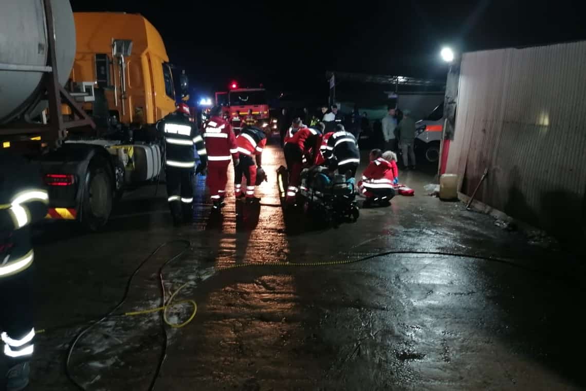 Intervenție ieșită din comun a pompierilor prahoveni, pentru salvarea unui bărbat dintr-o cisternă! 