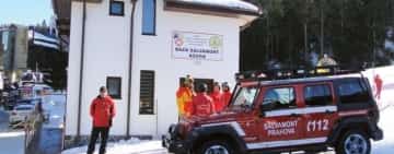 Camera Deputaților a adoptat proiectul care le dă dreptul salvamontiștilor să folosească în trafic semnale acustice și luminoase la cazurile urgente