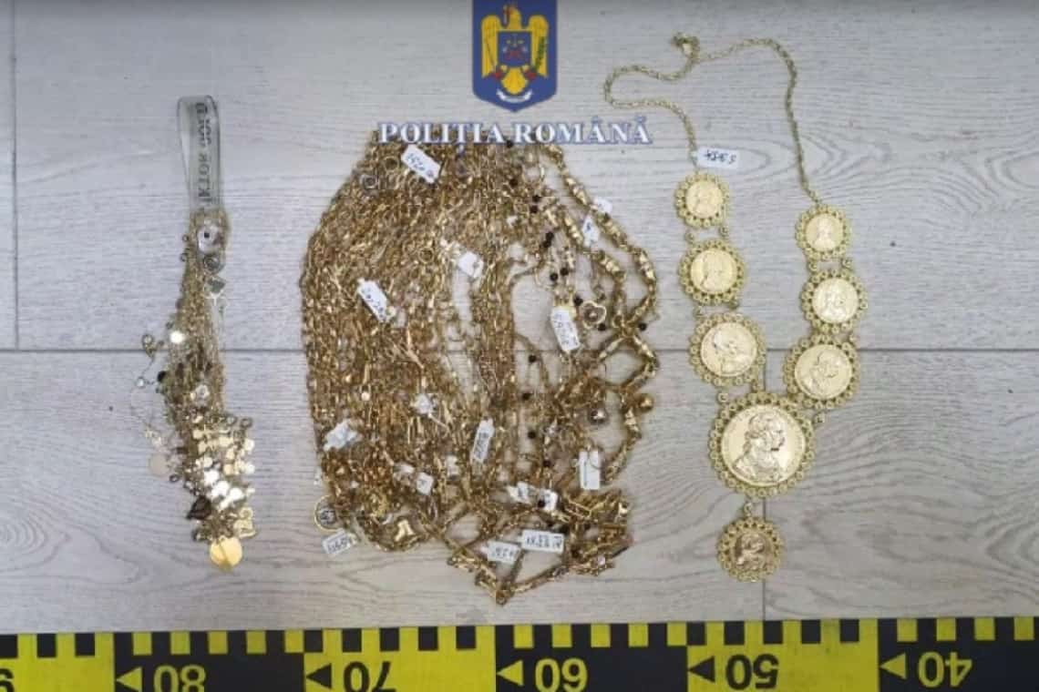 O escroacă din Ilfov a păcălit mai mulți prahoveni prin false tranzacții cu aur