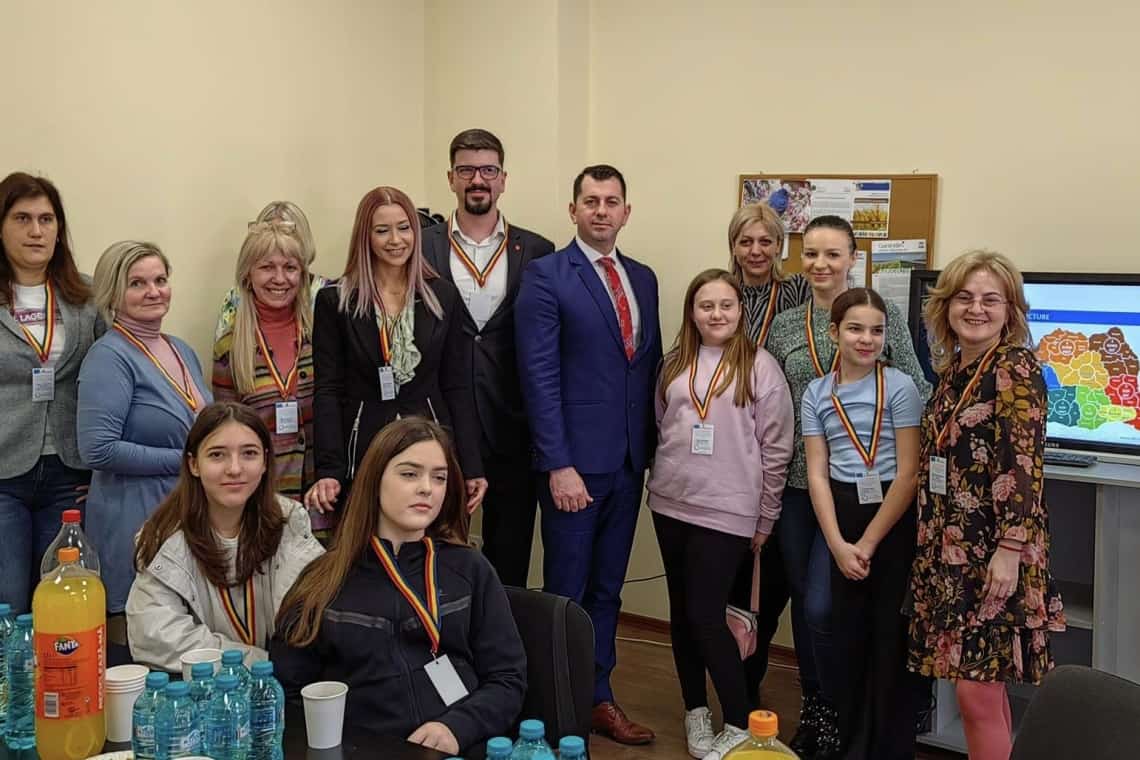 O instituție publică din Prahova, exemplu de bună practică în digitalizare și eliminarea dosarului cu șină!