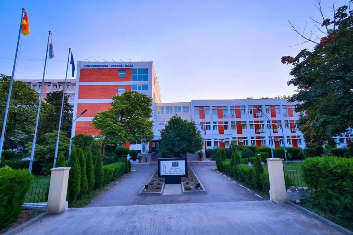 UPG Ploiești organizează meditații gratuite pentru elevii de clasa a XII-a care se pregătesc de bacalaureat